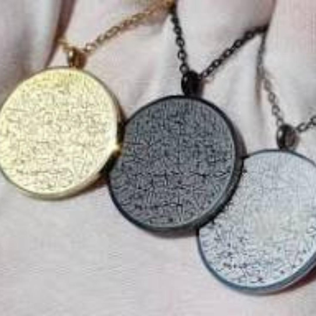 Ayat ul kursi Round Pendant Necklace (Gold, Black & Silver) 